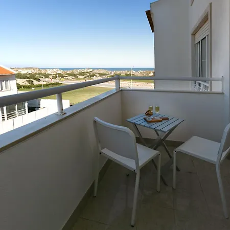 Baleal Cork Wave Ferrel